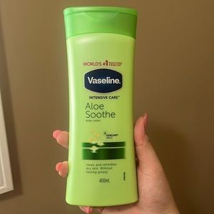 Vaseline Aloe Soothe Body Lotion